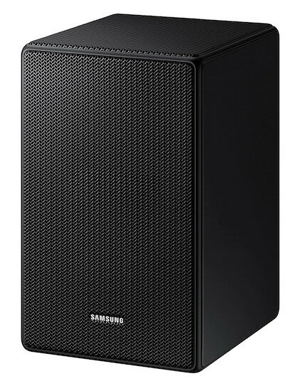 Czarny głośnik Samsung na białym tle, z teksturowanym przodem.