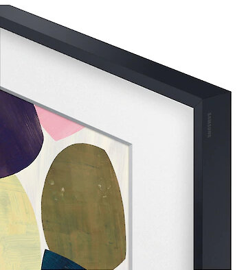 Zbliżenie oprawionego dzieła sztuki. Rama jest ciemnoniebieska. Dzieło przedstawia kolorowe, abstrakcyjne kształty w kolorach różowym, zielonym, żółtym i niebieskim.