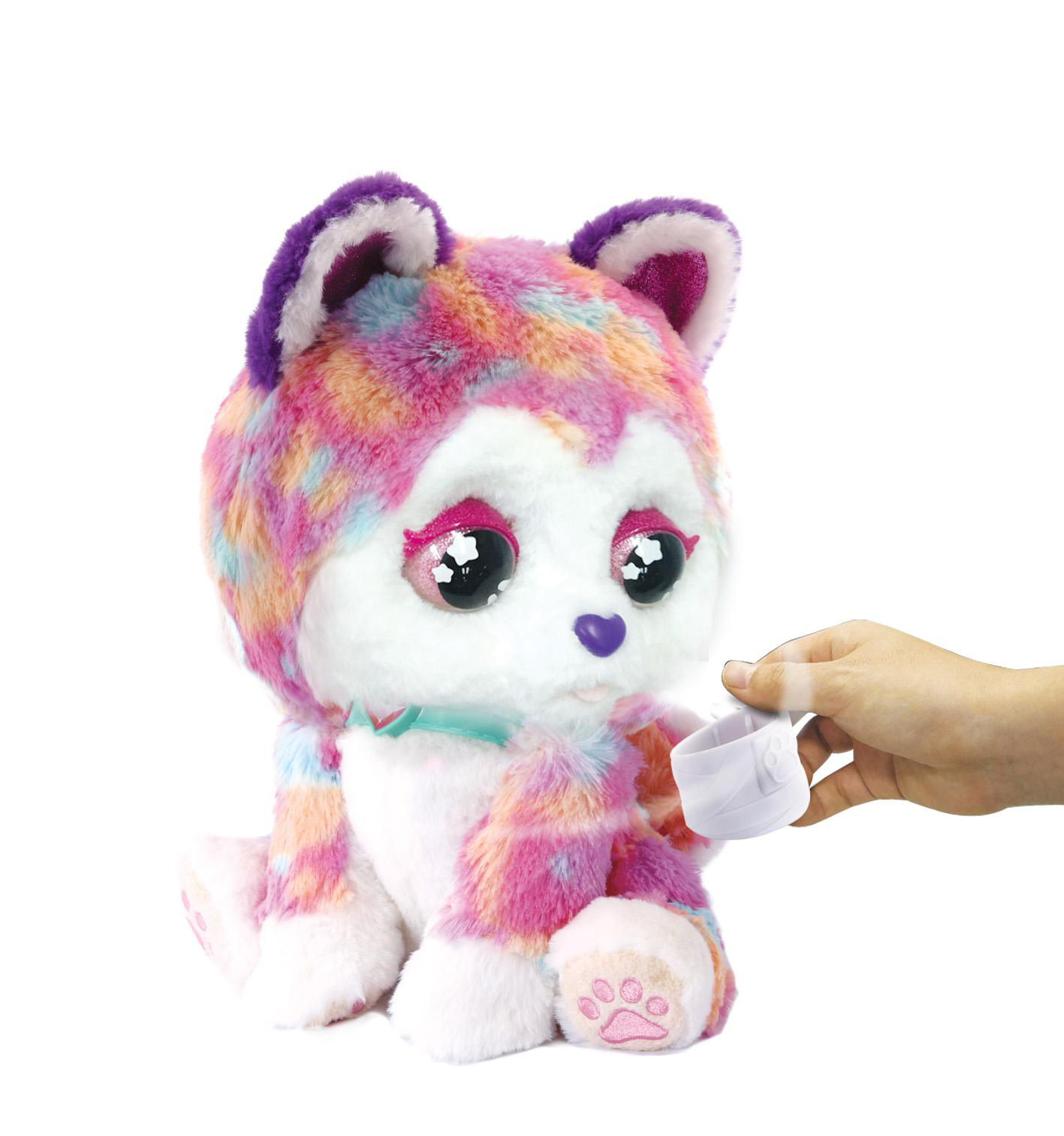 Buntes Plüsch-Husky-Welpenspielzeug, Hand hält Tasse.
