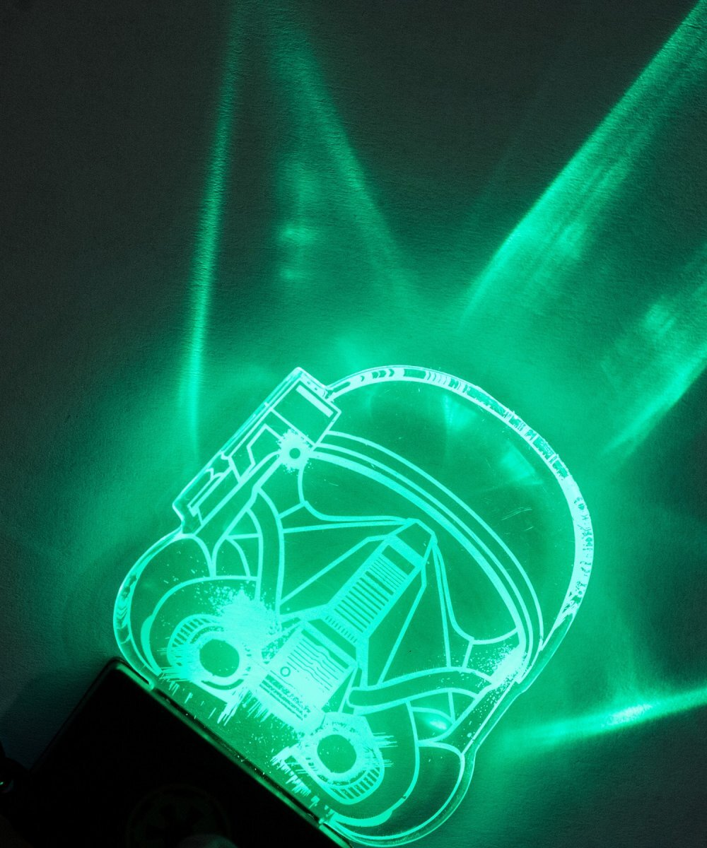 Brelok GOOD LOOT Star Wars - Dead Trooper Key Ring Light