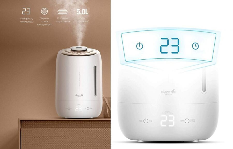 Biały nawilżacz z cyfrowym wyświetlaczem '23'. Para unosi się. Tło to brązowa ściana i drewniana szafka.