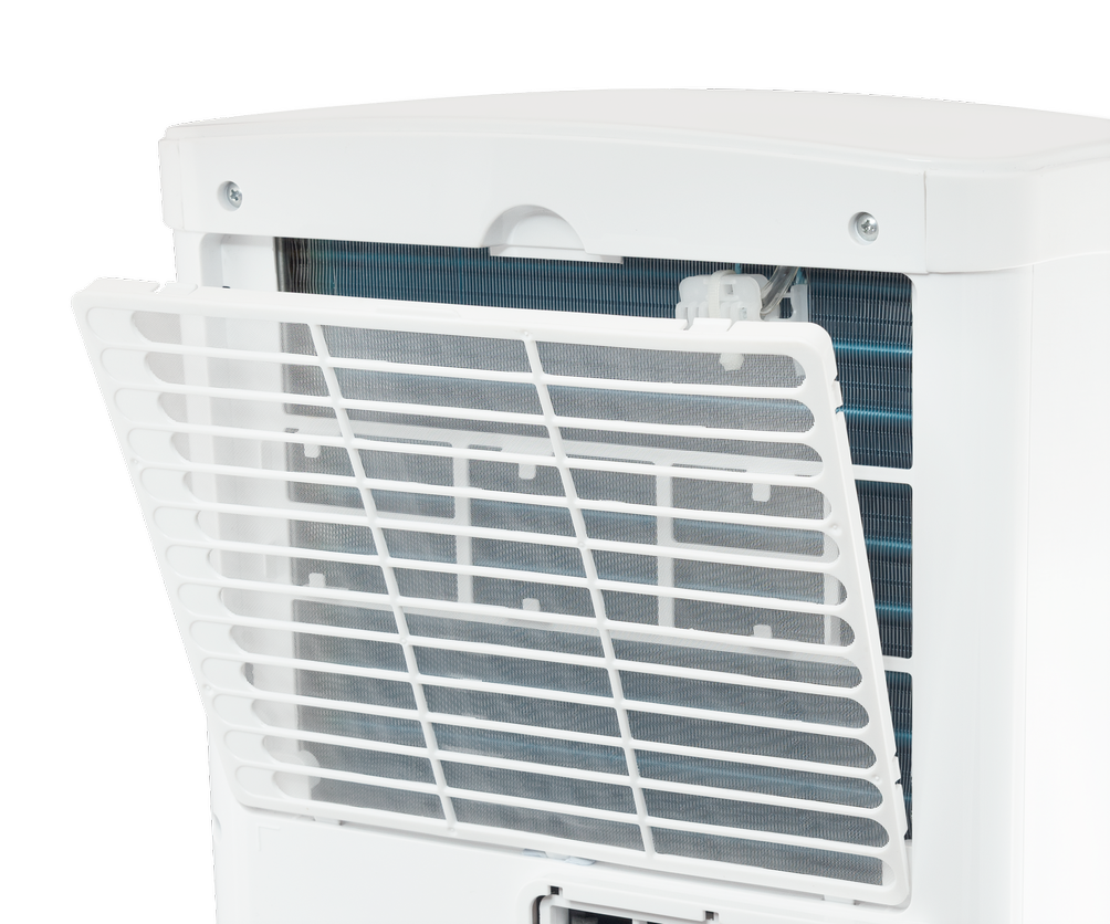 Zbliżenie białego filtra powietrza. Filtr jest otwarty. Tył pokazuje żeberka chłodzące.