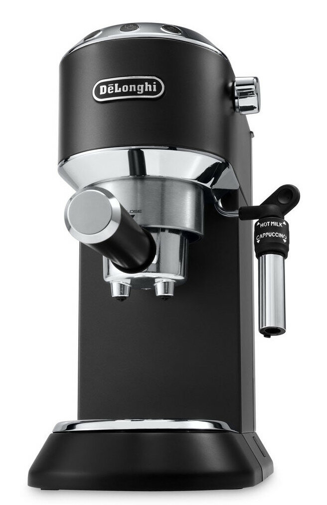 Czarny ekspres do kawy ze srebrnymi akcentami. Posiada logo DeLonghi i spieniacz do mleka.