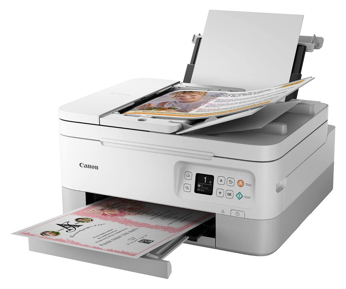 Drukarka Canon drukująca dokumenty, z otwartą pokrywą skanera i tacą wyjściową.