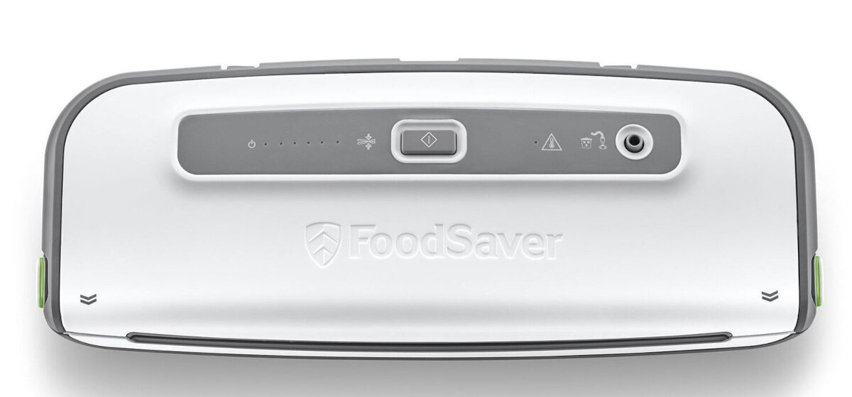 Widok z góry na biało-szarą zgrzewarkę próżniową FoodSaver.
