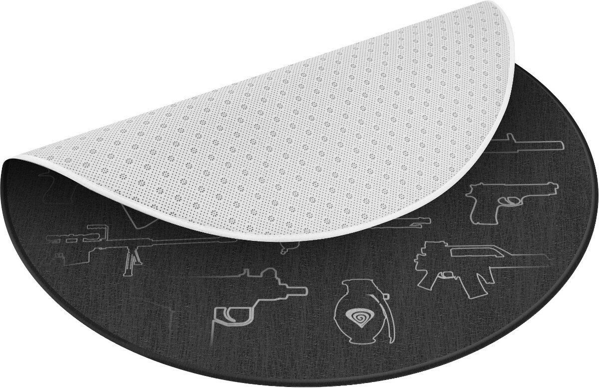 Okrągły dywan z wzorem broni. Dywan jest czarny z białymi konturami broni i granatu.