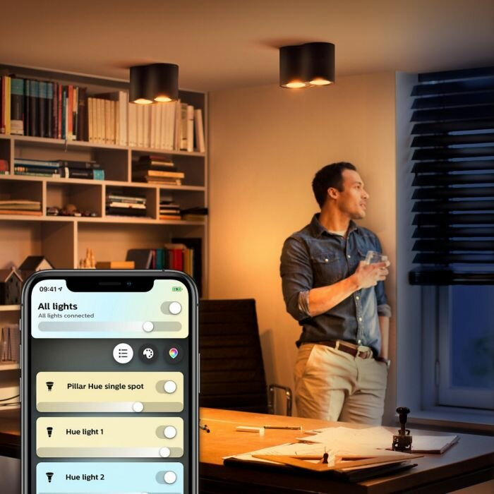 Kinkiet PHILIPS HUE White ambiance Pillar (czarny, podwójny)
