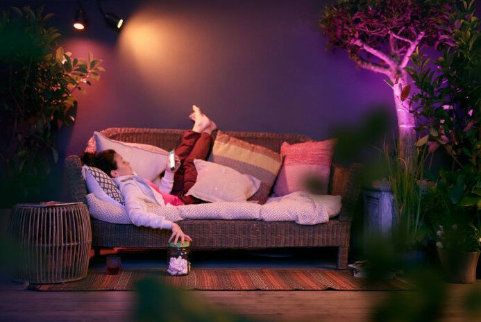 Reflektor zewnętrzny PHILIPS HUE White and color ambiance Lily (potrójny) + zasilacz