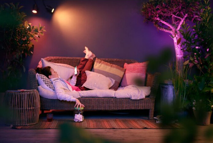 Reflektor zewnętrzny PHILIPS HUE White and color ambiance Lily
