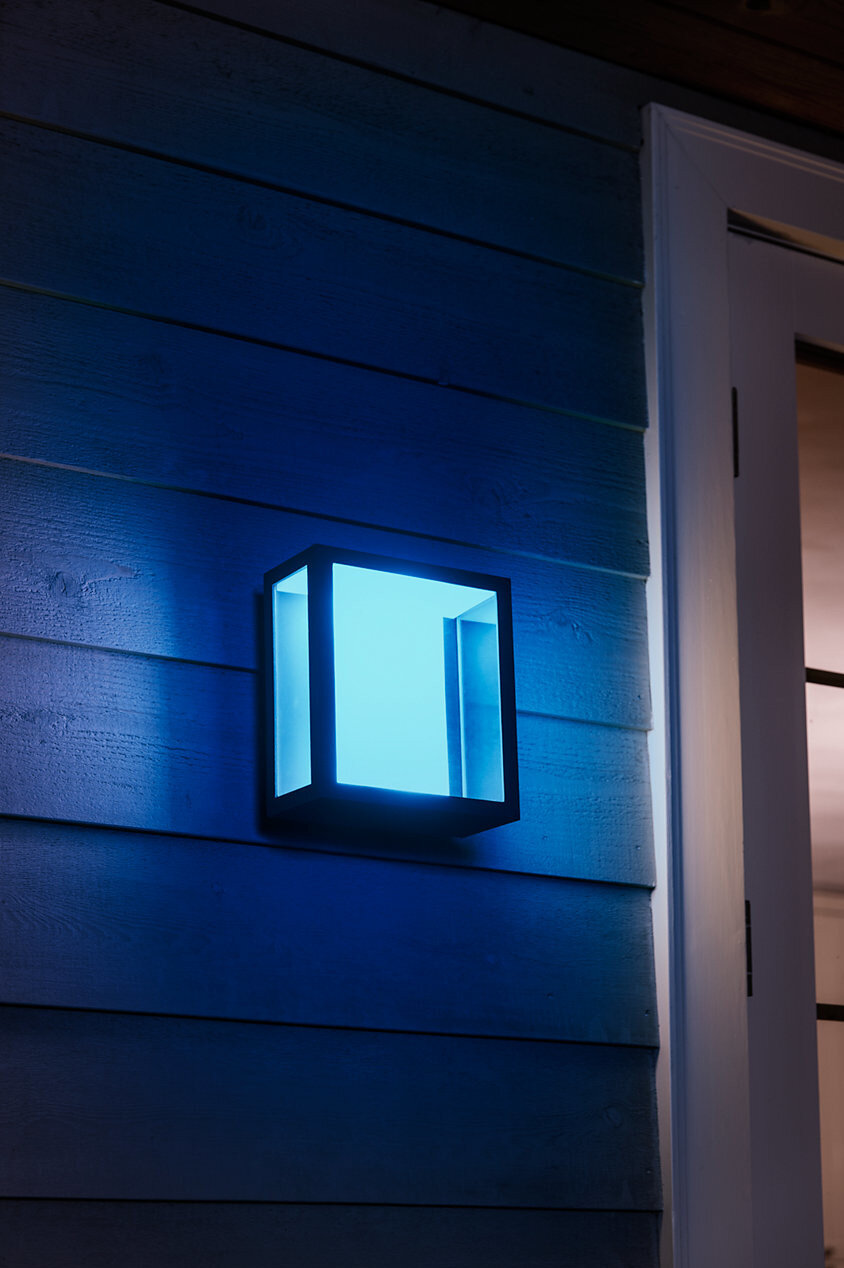 Kinkiet zewnętrzny PHILIPS HUE White and color ambiance Impress