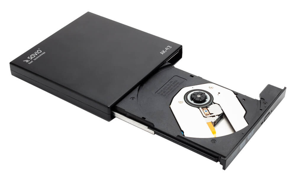 Czarna zewnętrzna nagrywarka DVD z otwartą tacką.