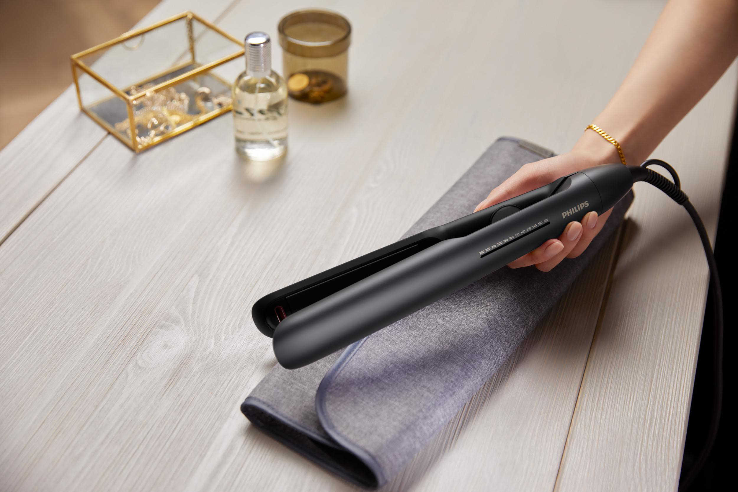 philips glätteisen mit vibration DKN vibration plate XG 10.0 Pro - buy online