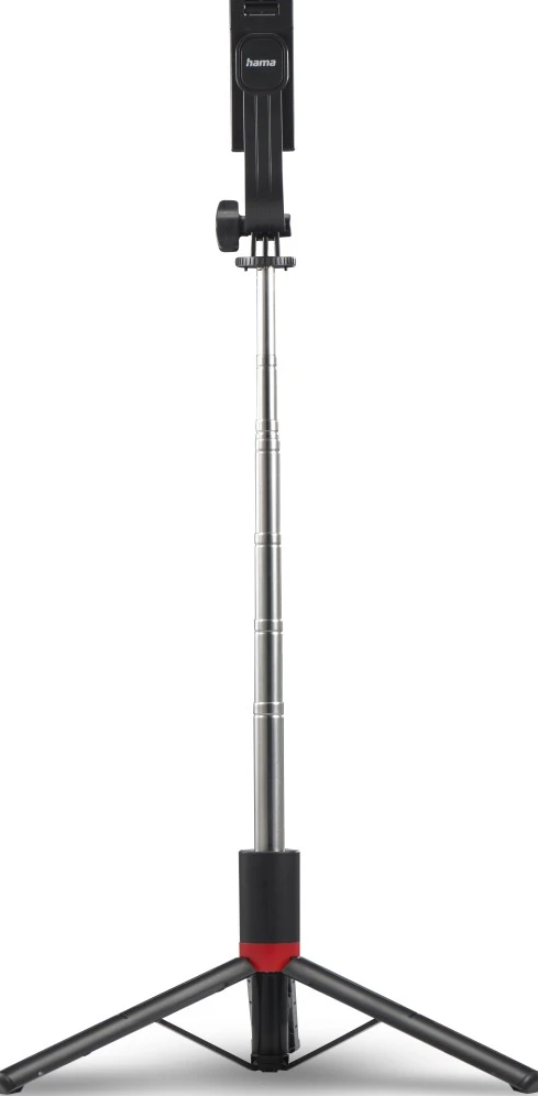 Schwarzer und silberner Selfie-Stick. Er hat eine Telefonhalterung. Er ist auf weißem Hintergrund.