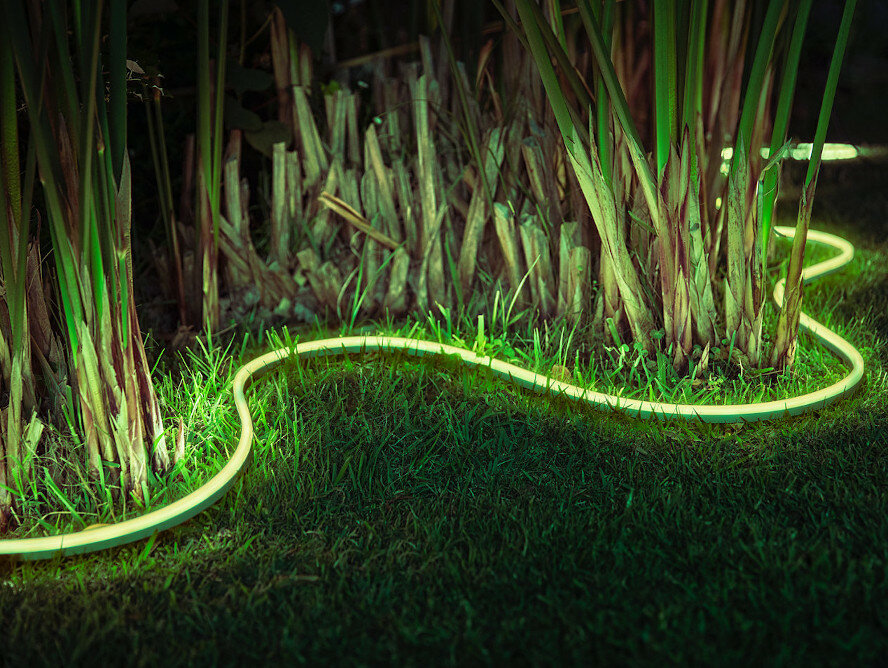 Taśma LED PHILIPS HUE White and color ambiance zewnętrzna (2 m)