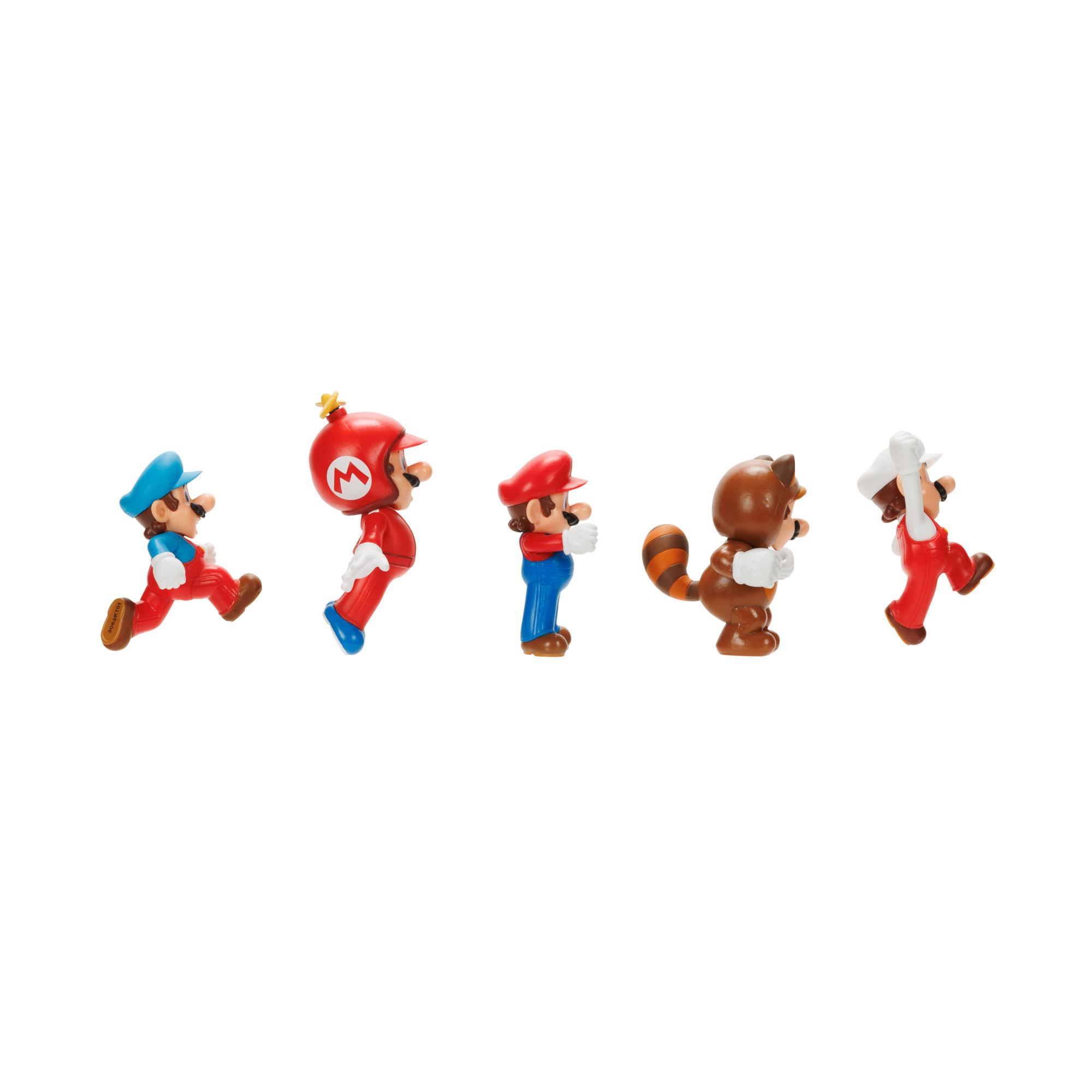 Fünf Mario-Charaktere rennen, darunter Mario und ein Waschbär.