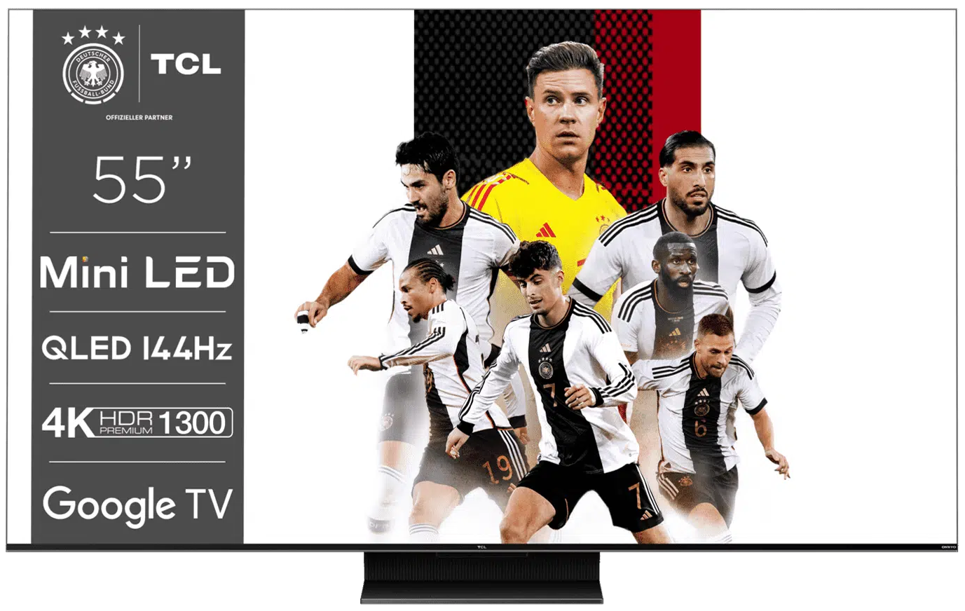 Ein 55" TCL Google TV zeigt eine Gruppe von Fußballspielern. Der Fernseher ist schwarz mit dem TCL-Logo.