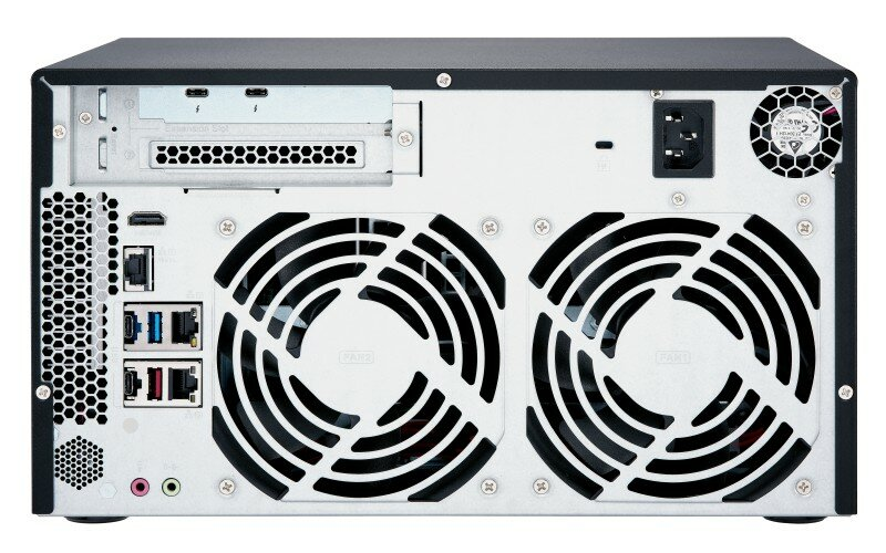 Serwer NAS QNAP TVS-872XT-i5-16G
