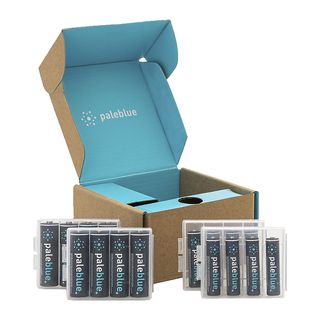 PALE BLUE Sustainability Kit USB-C, AA & AAA - Set di batterie (Multicolore)