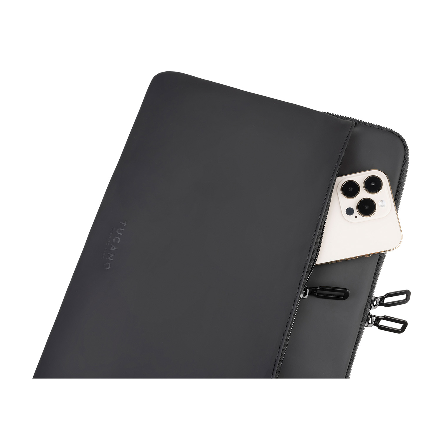 Custodia nera per laptop con un telefono che spunta dalla tasca.
