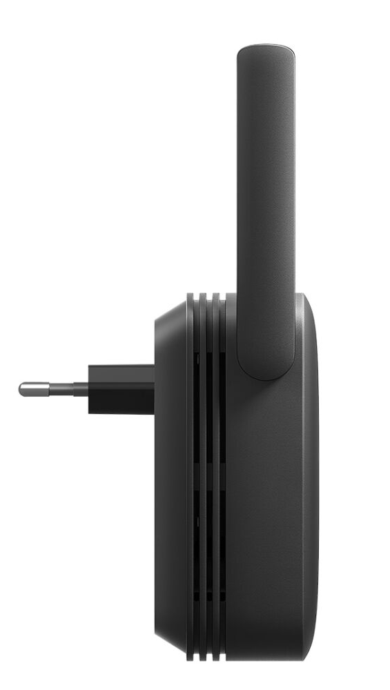 Egy fekete hálózati adapter dugóval és kinyújtott antennával.
