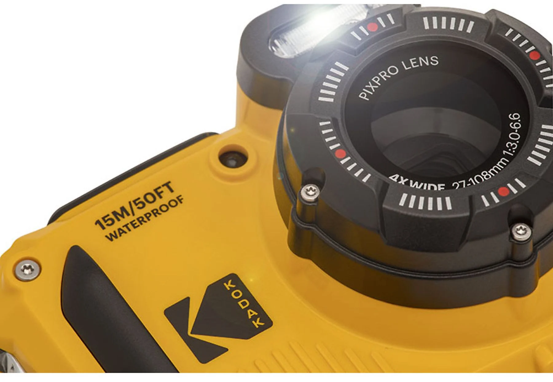 Gelbe wasserdichte Kodak-Kamera mit schwarzem Objektiv und Blitz.