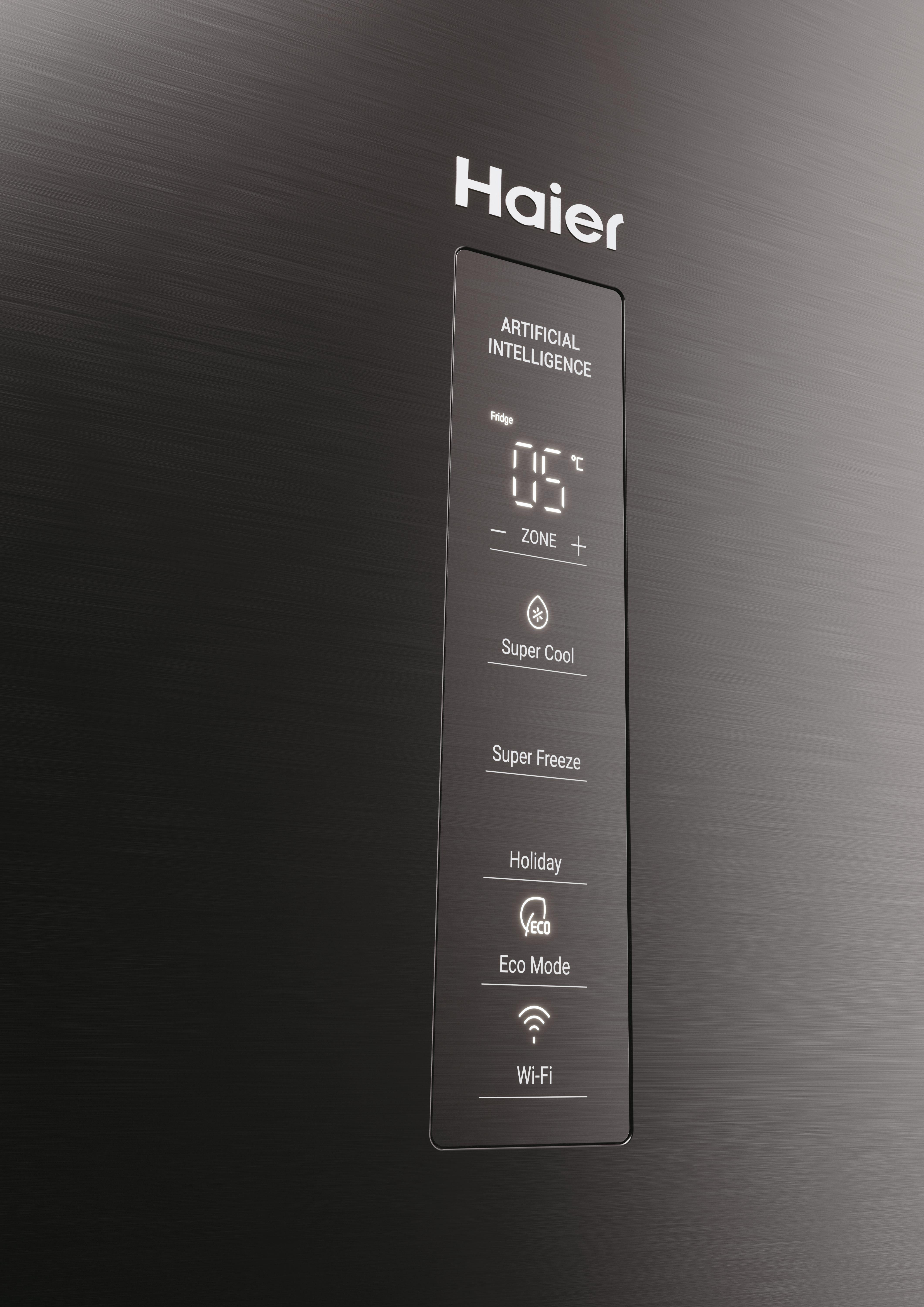 Haier Kühlschranktür, schwarz, mit Digitalanzeige und Bedientasten.