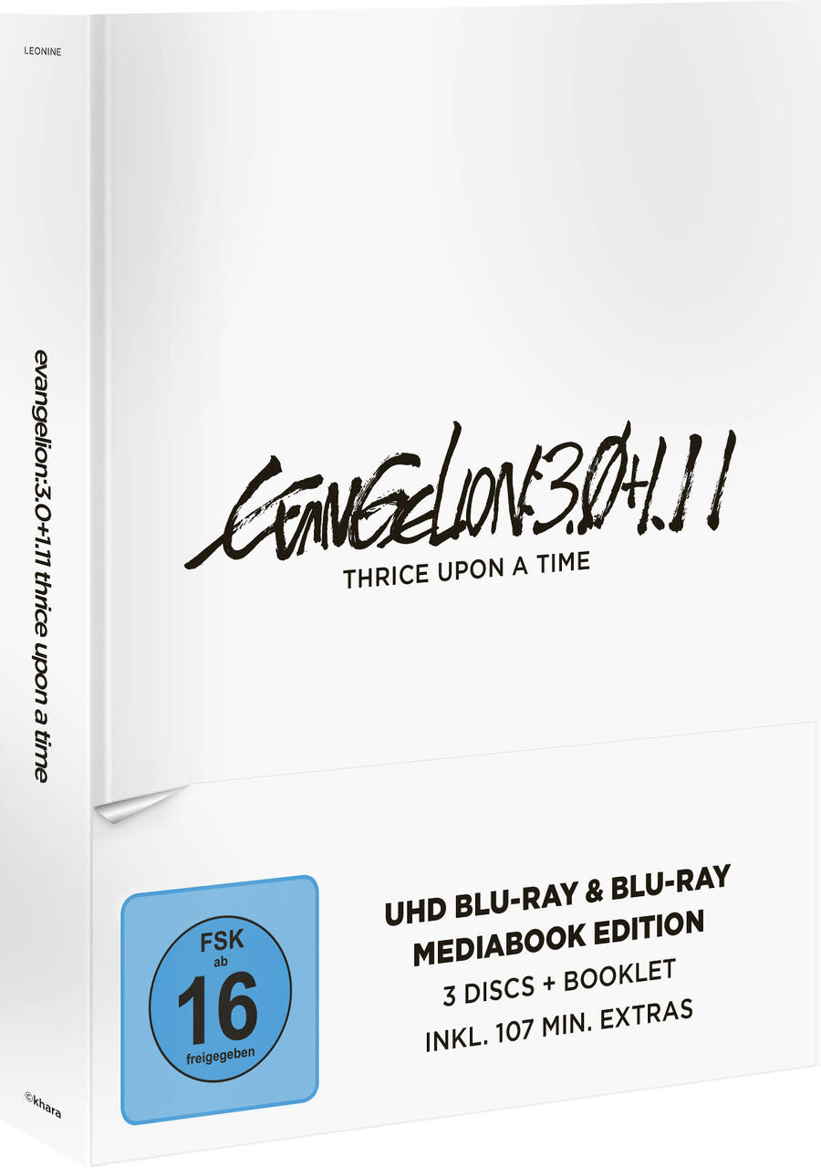 Weiße Box mit "EVANGELION 3.0+1.11 THRICE UPON A TIME". Enthält Text und Logo.