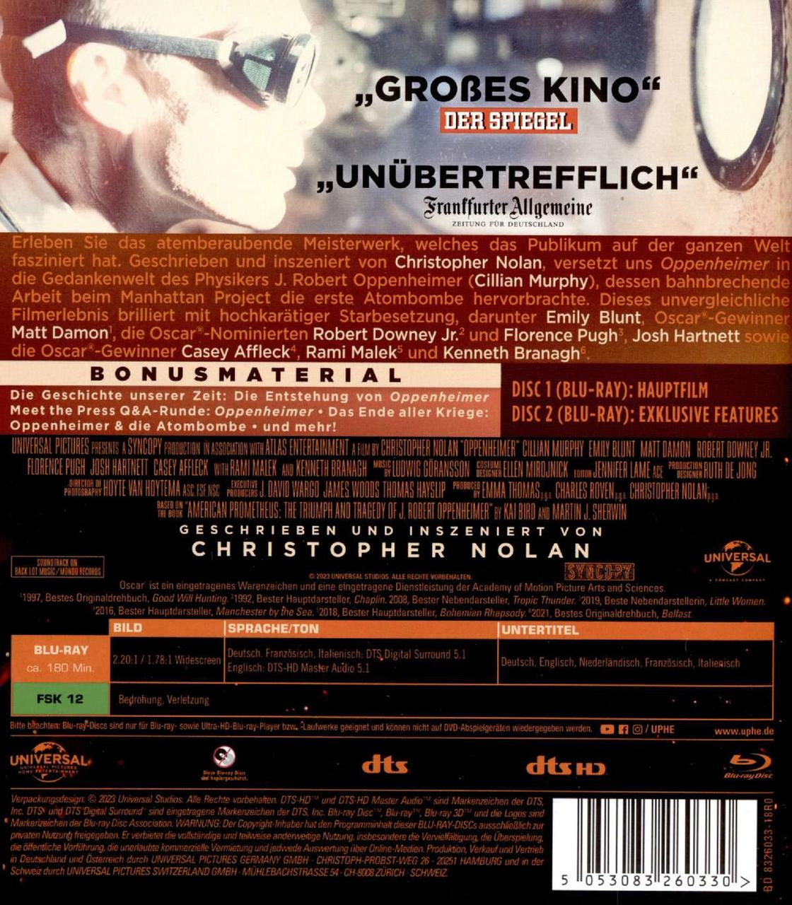 Rückseite einer Blu-ray Disc mit dem Titel "Oppenheimer". Enthält Text in mehreren Sprachen und ein Filmbild.