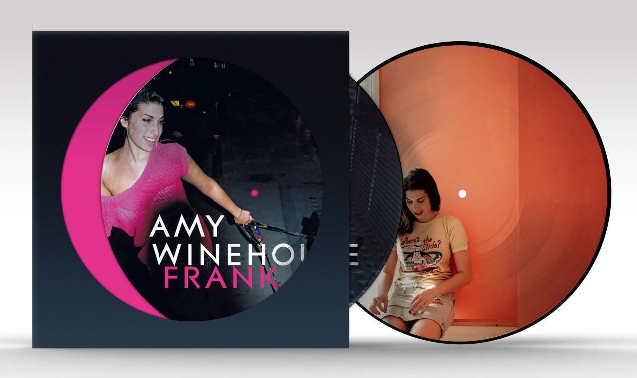 Amy Winehouse's Albumcover 'Frank' und Vinyl-Schallplatte.