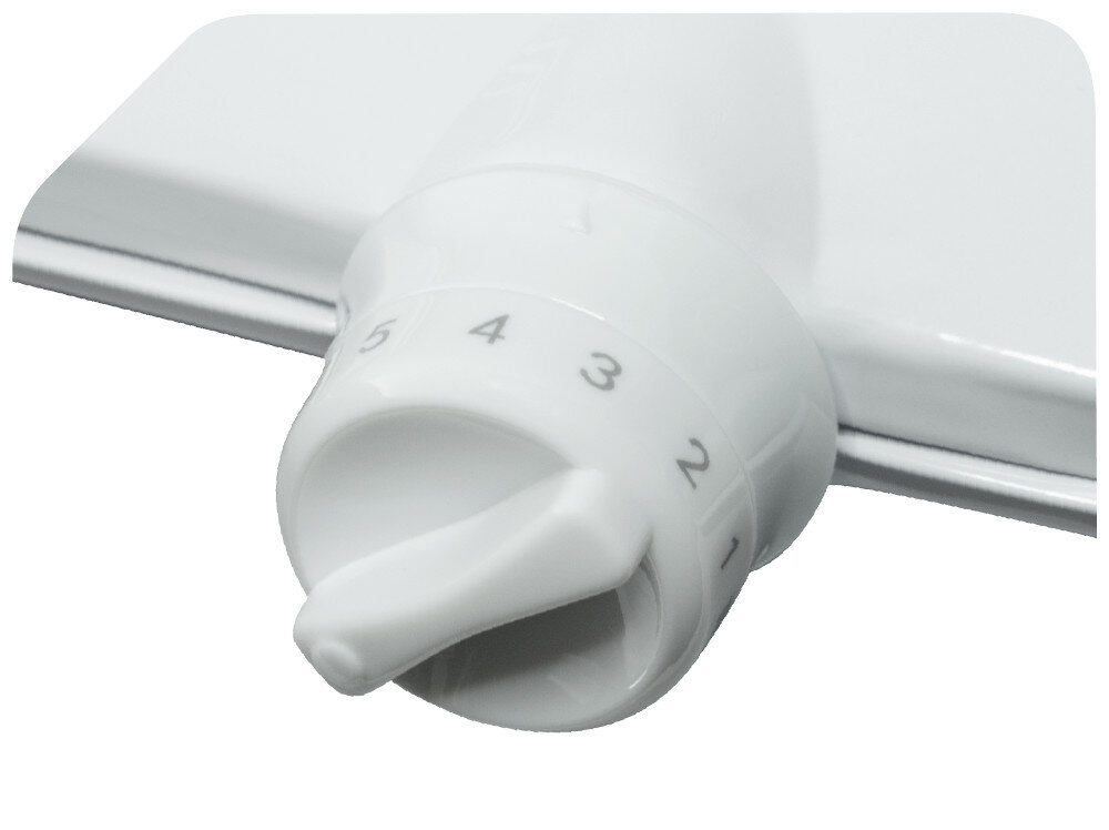 Zbliżenie białego pokrętła z numeracją od 1 do 5 z białym uchwytem.