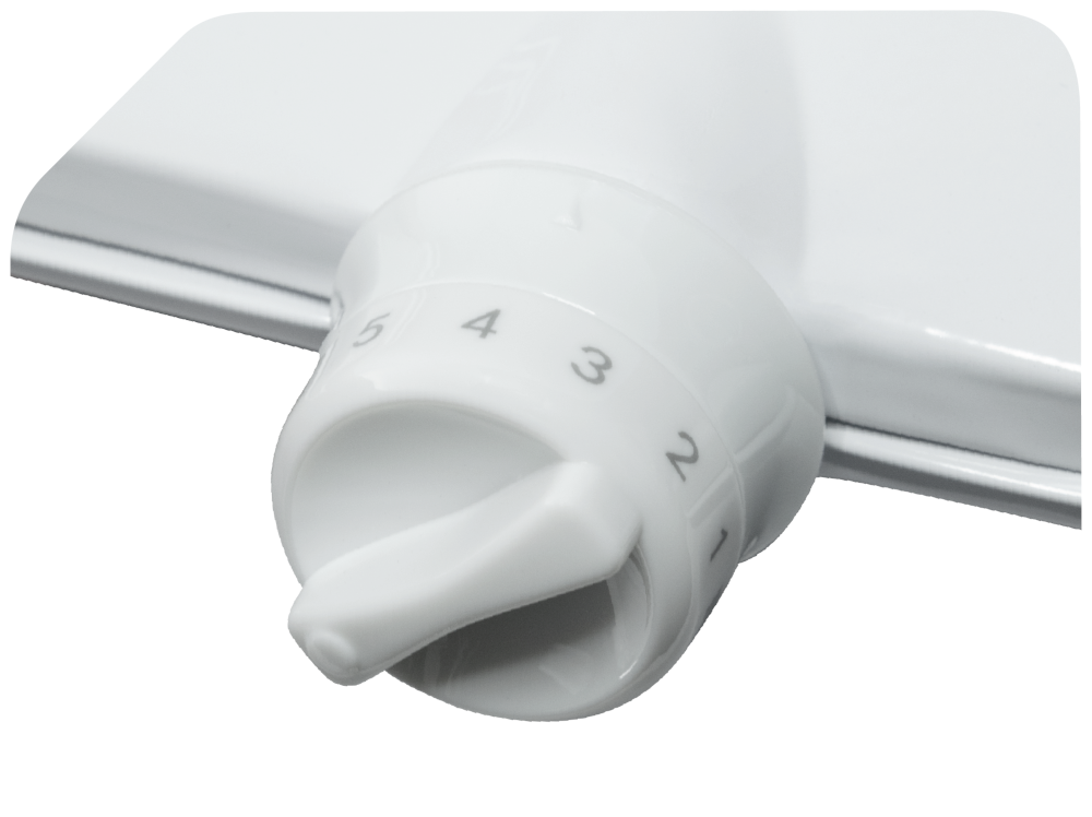 Zbliżenie na białe pokrętło z numerami 1-5.