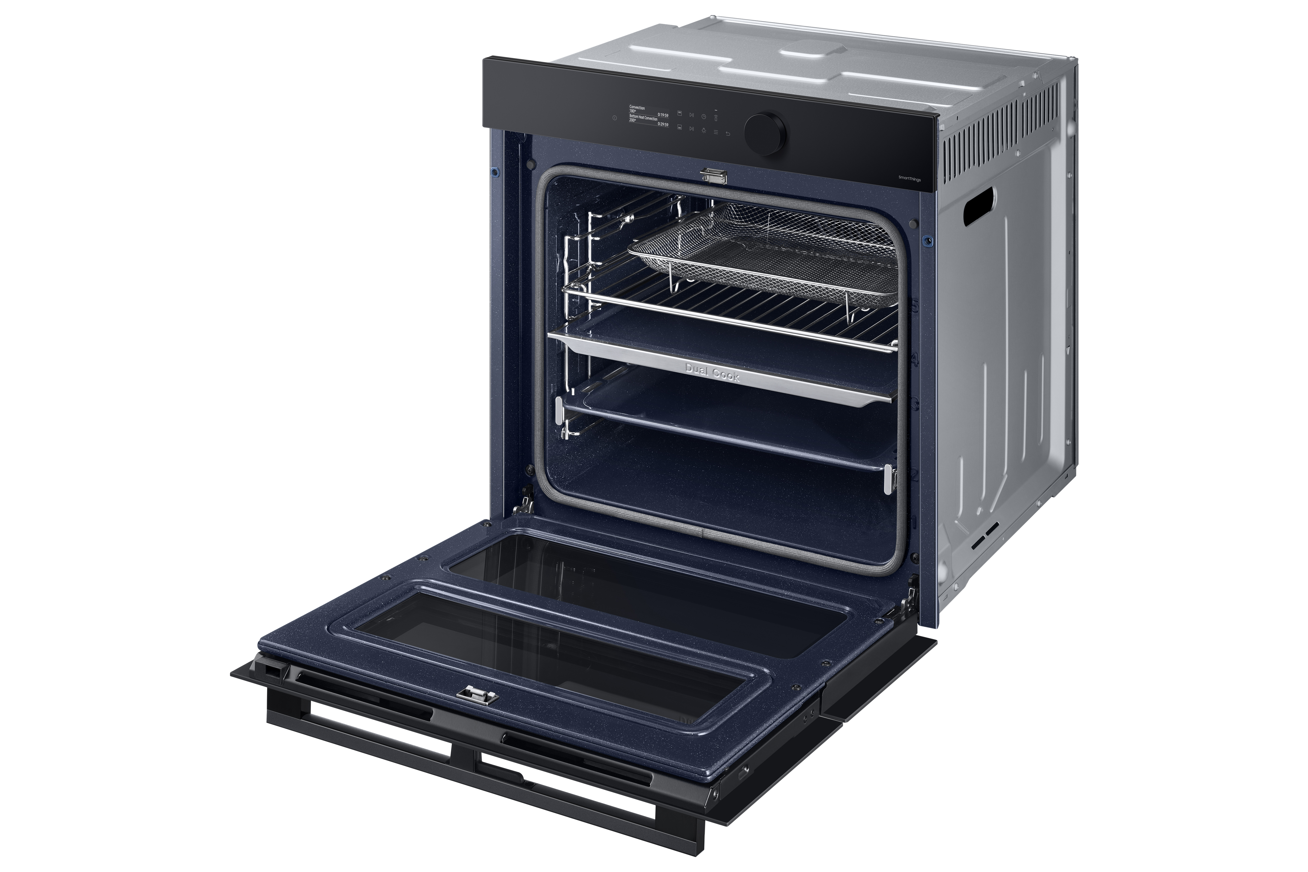 Horno con puerta abierta. Estantes interiores visibles. Interior negro y azul.