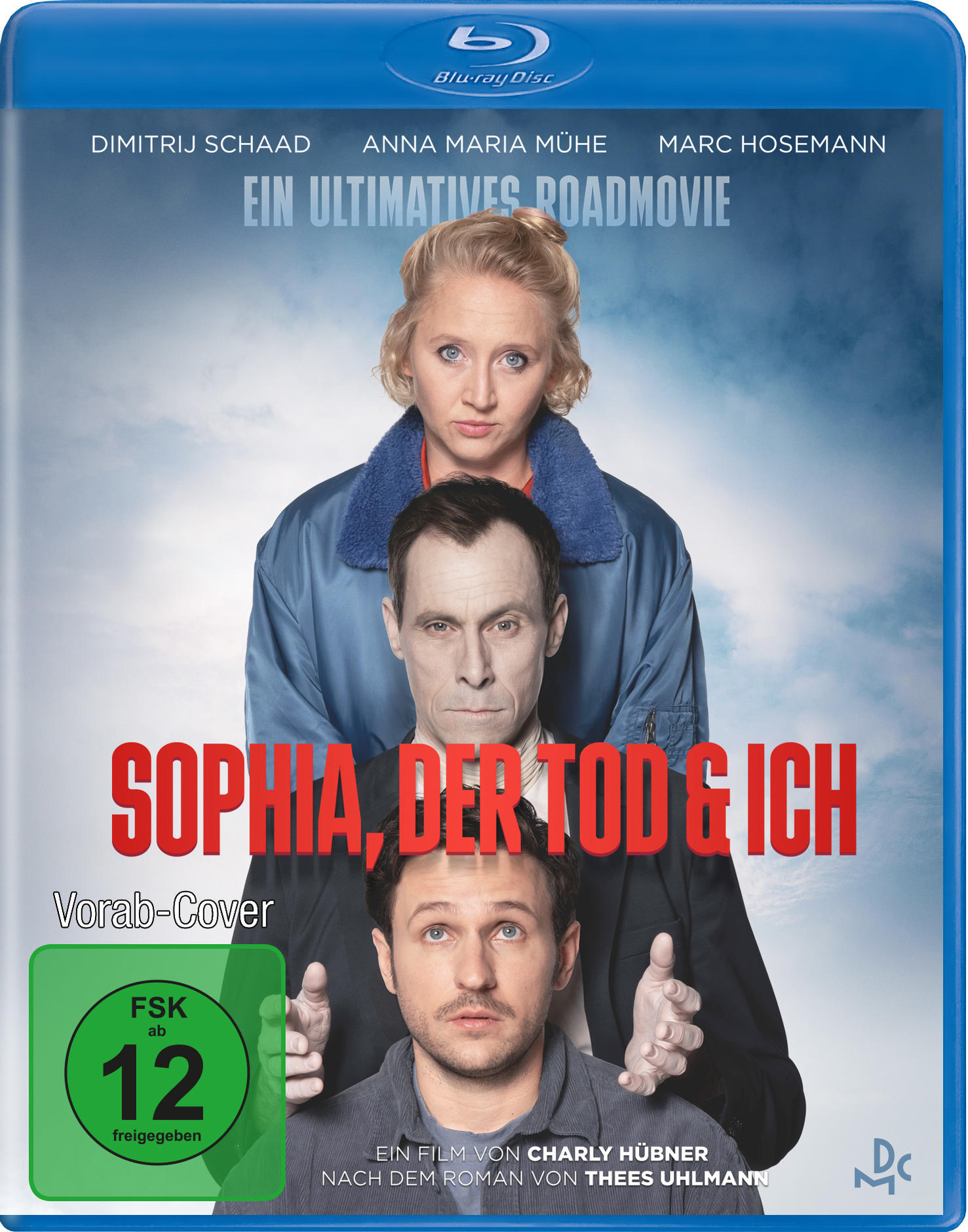 Filmcover mit drei Personen: einer Frau und zwei Männern. Der Titel lautet "Sophia, Der Tod & Ich". Der Hintergrund ist blau.