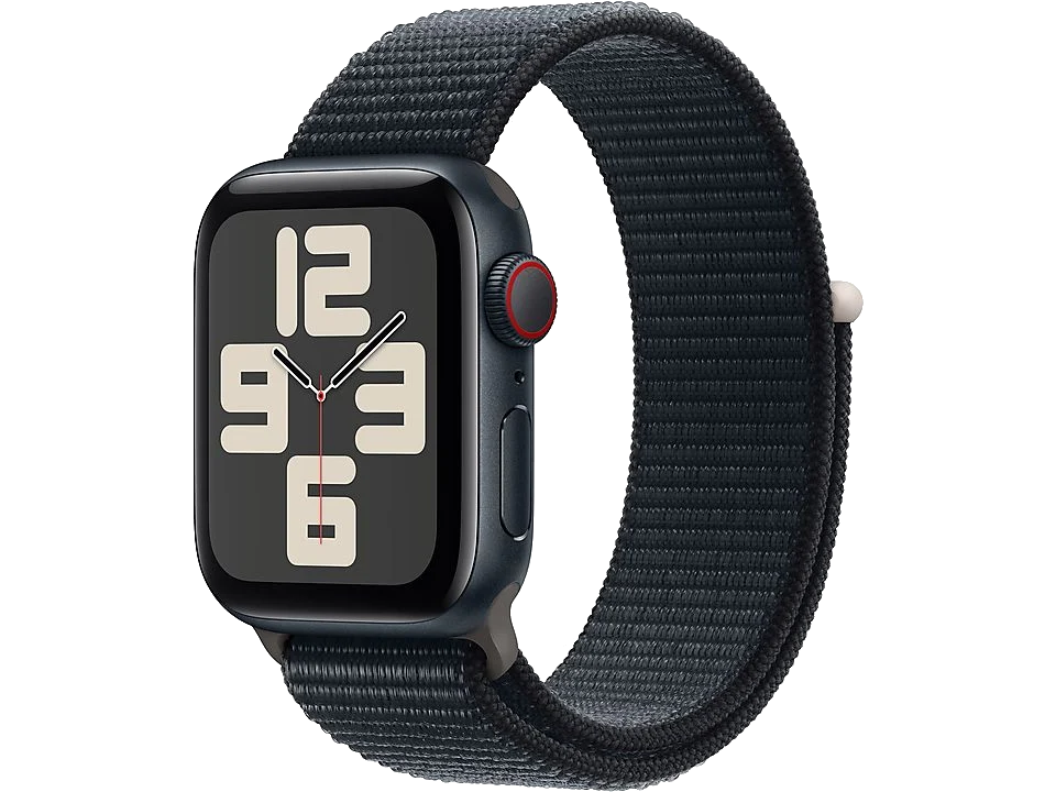 Apple Watch SE. Caja negra, correa de tela azul oscuro. Pantalla digital mostrando la hora. Corona roja.