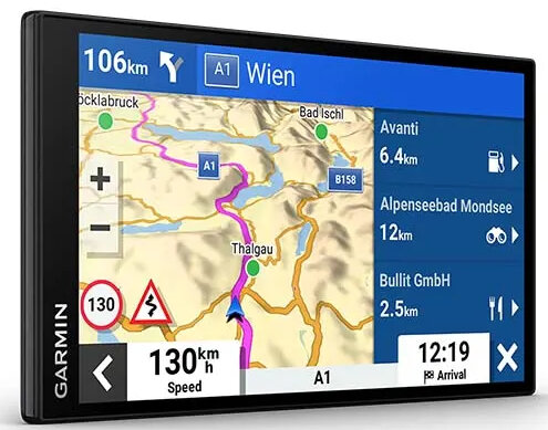 Urządzenie GPS pokazujące mapę z informacjami o trasie i odległości.
