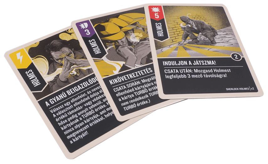 Három kártya Sherlock Holmes illusztrációkkal és szöveggel. A kártyák különböző pontértékkel és akciókkal rendelkeznek.