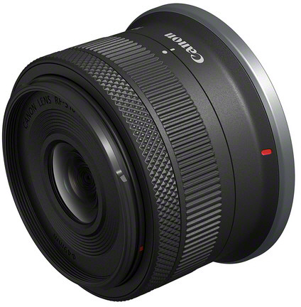 Schwarzes Kameraobjektiv mit Canon-Branding und roter Punktanzeige.