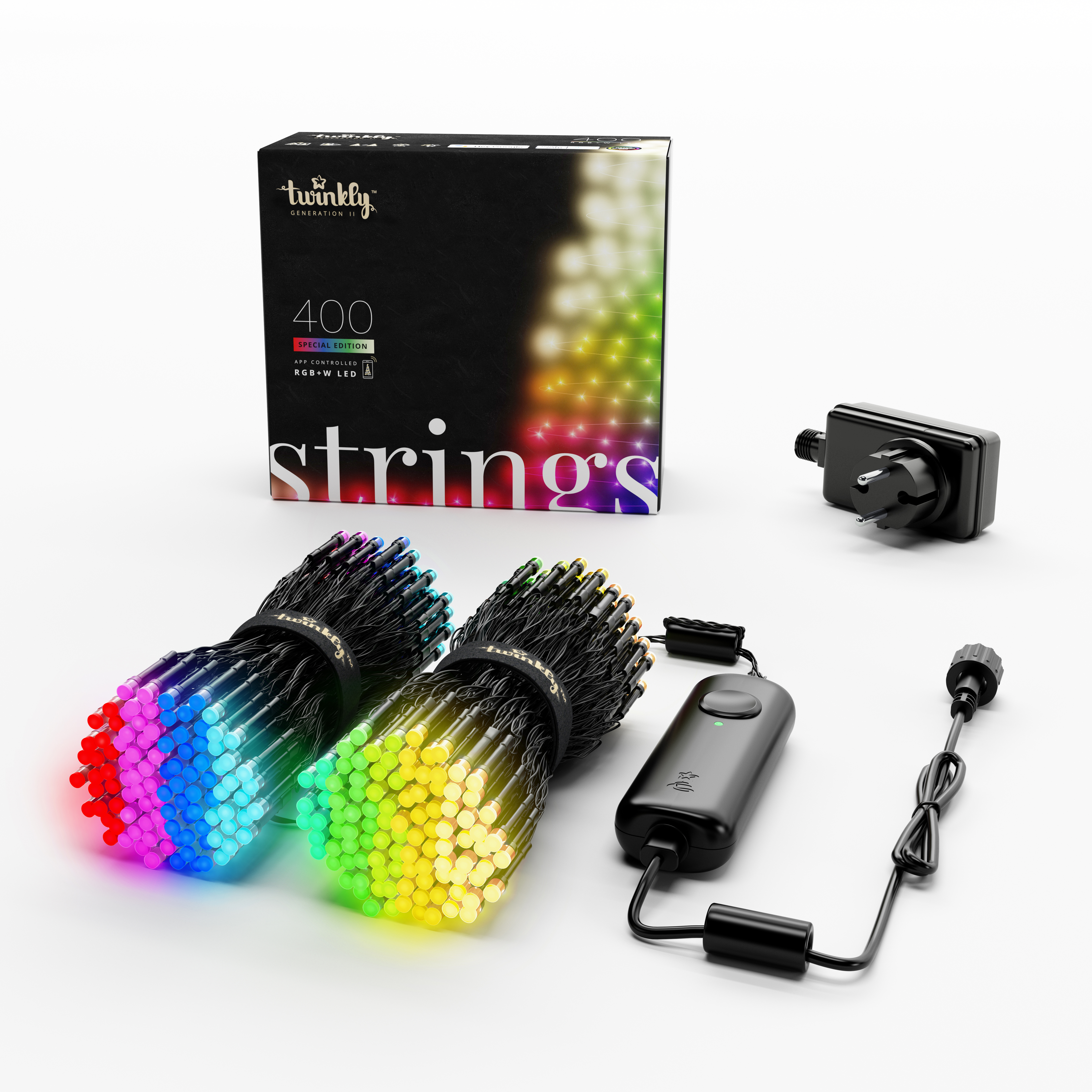 Twinkly LED-Lichterketten, zwei Stränge gebündelt, mit Steuereinheit und Netzteil.