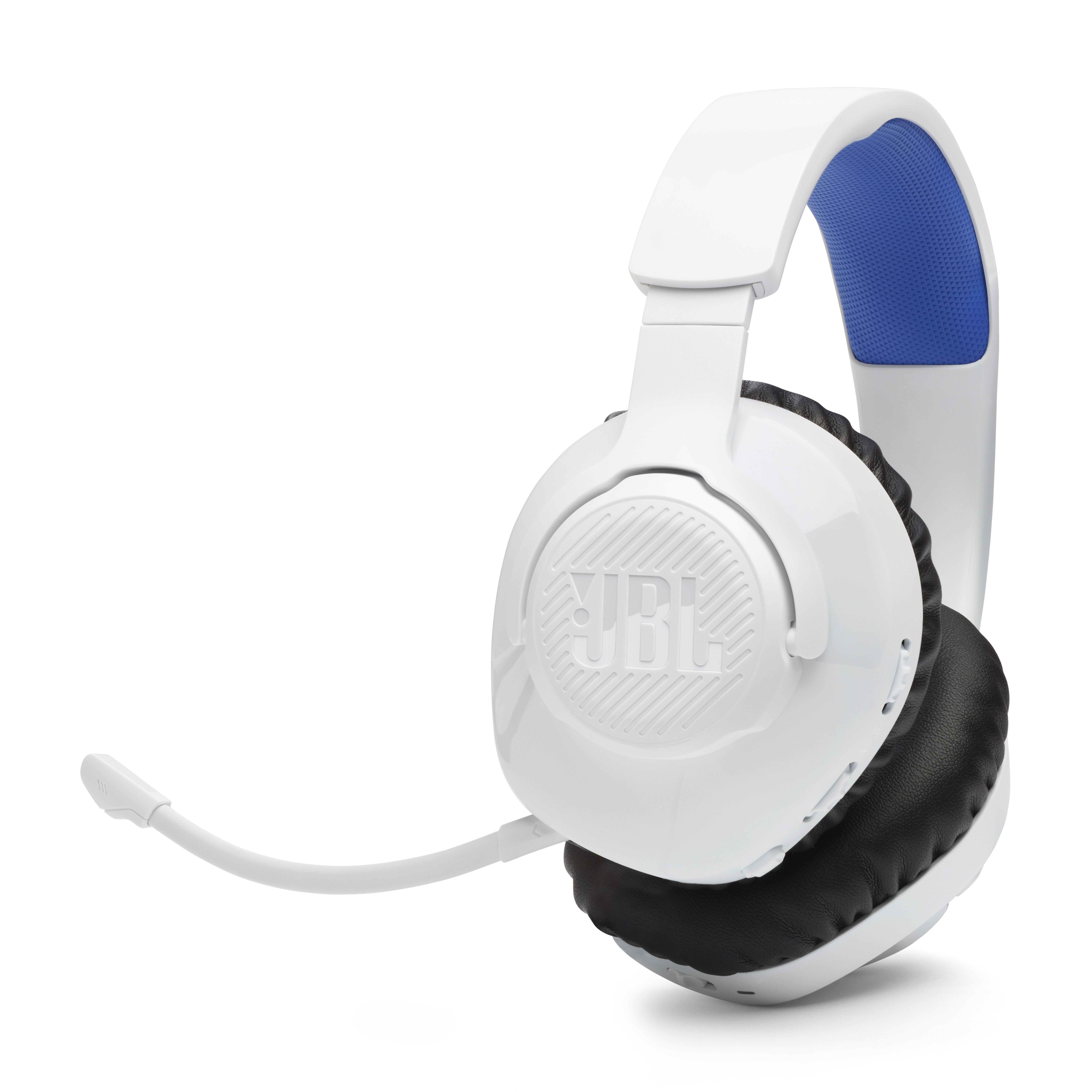 Mikrofonlu beyaz JBL kulaklıklar. Kulaklık başlıkları beyaz ve mavi detaylı.