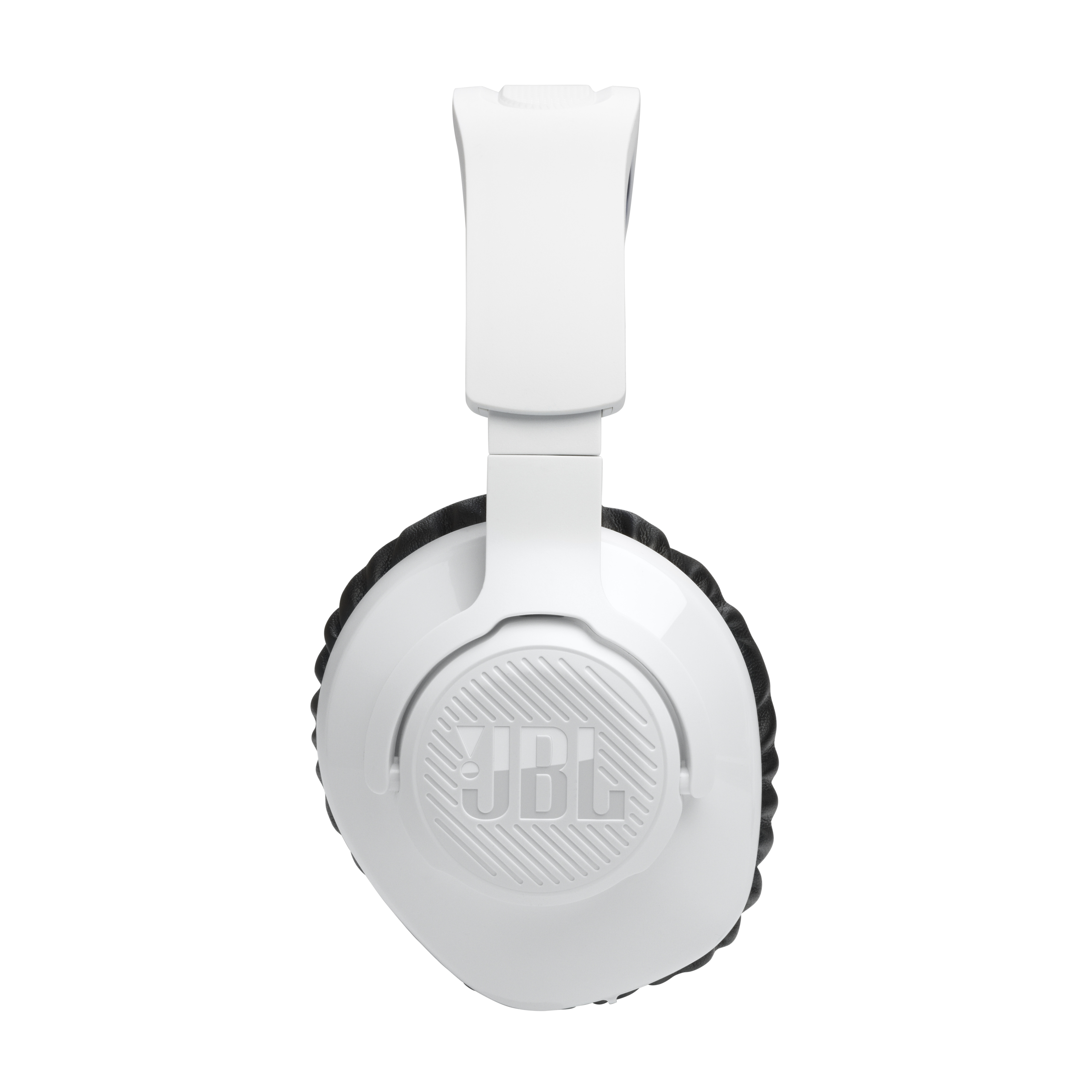 Siyah kulak yastıklı beyaz JBL kulaklık. JBL logosu kulaklıklarda görülebilir.