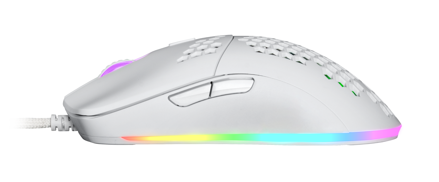Un ratón gaming blanco con diseño de panal, iluminación colorida en la parte inferior y cable trenzado.