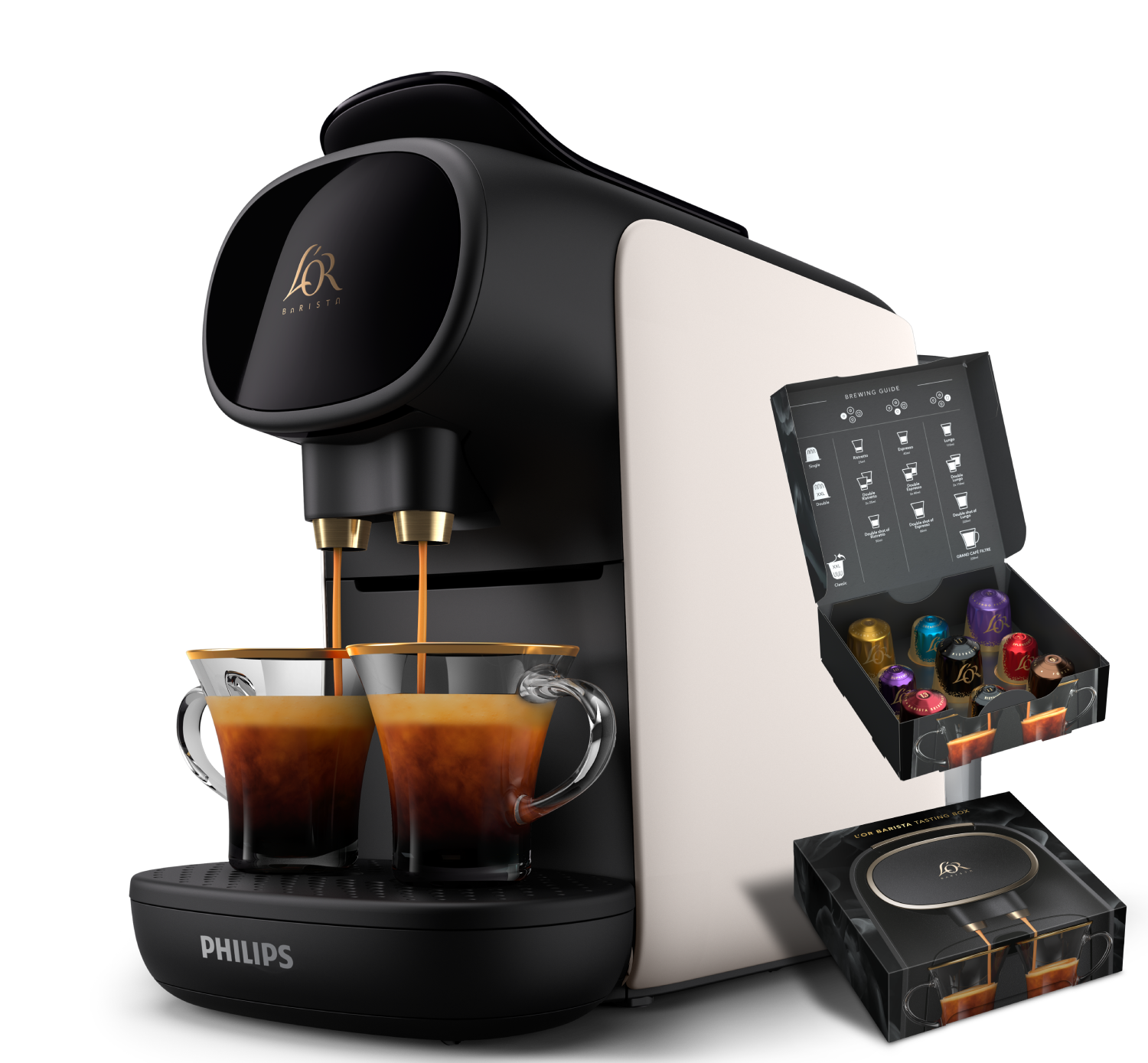 Cafetera en blanco y negro con dos vasos de café. Cápsulas y caja están al lado.