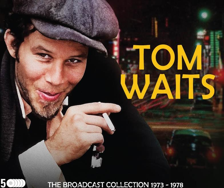 Albumhoes van Tom Waits, rookt een sigaret, draagt een pet. De titel 'Tom Waits' is prominent aanwezig.