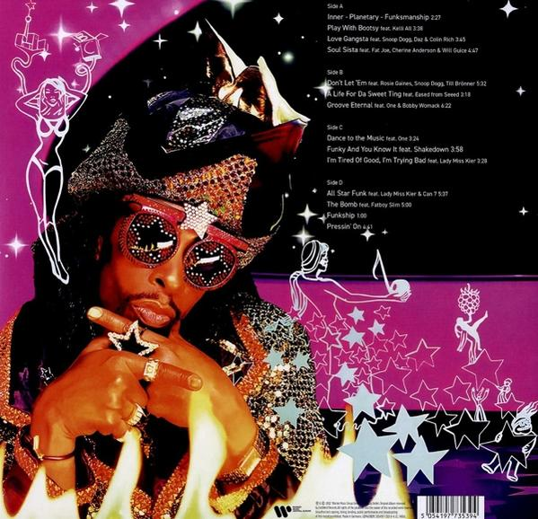 Albumcover mit Mann mit Sonnenbrille, Text und Sternen an den Seiten, Feuer unten.