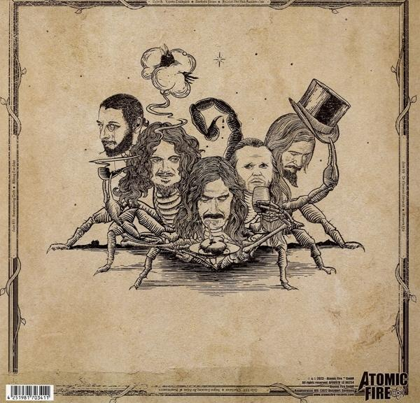 Albumcover mit spinnenartigen Figuren, die die Köpfe der Bandmitglieder halten. Sepia-Ton.