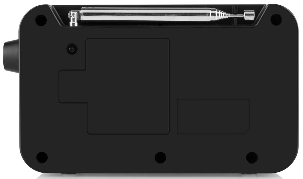 Czarne radio, widok od dołu, z wysuwaną anteną i komorą baterii.