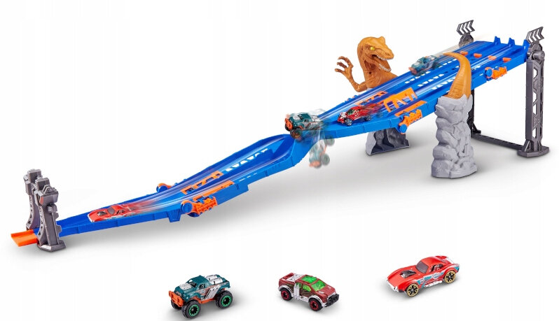 Tor Hot Wheels z wyścigowymi samochodami, dinozaurem i zabawkami.
