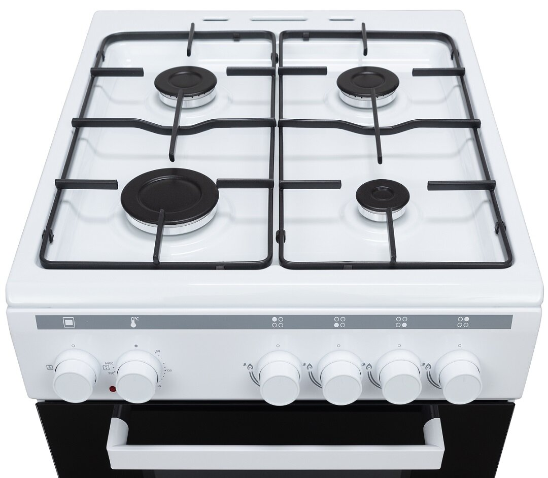 Biała kuchenka gazowa z czterema palnikami i pokrętłami, ujęcie z góry.