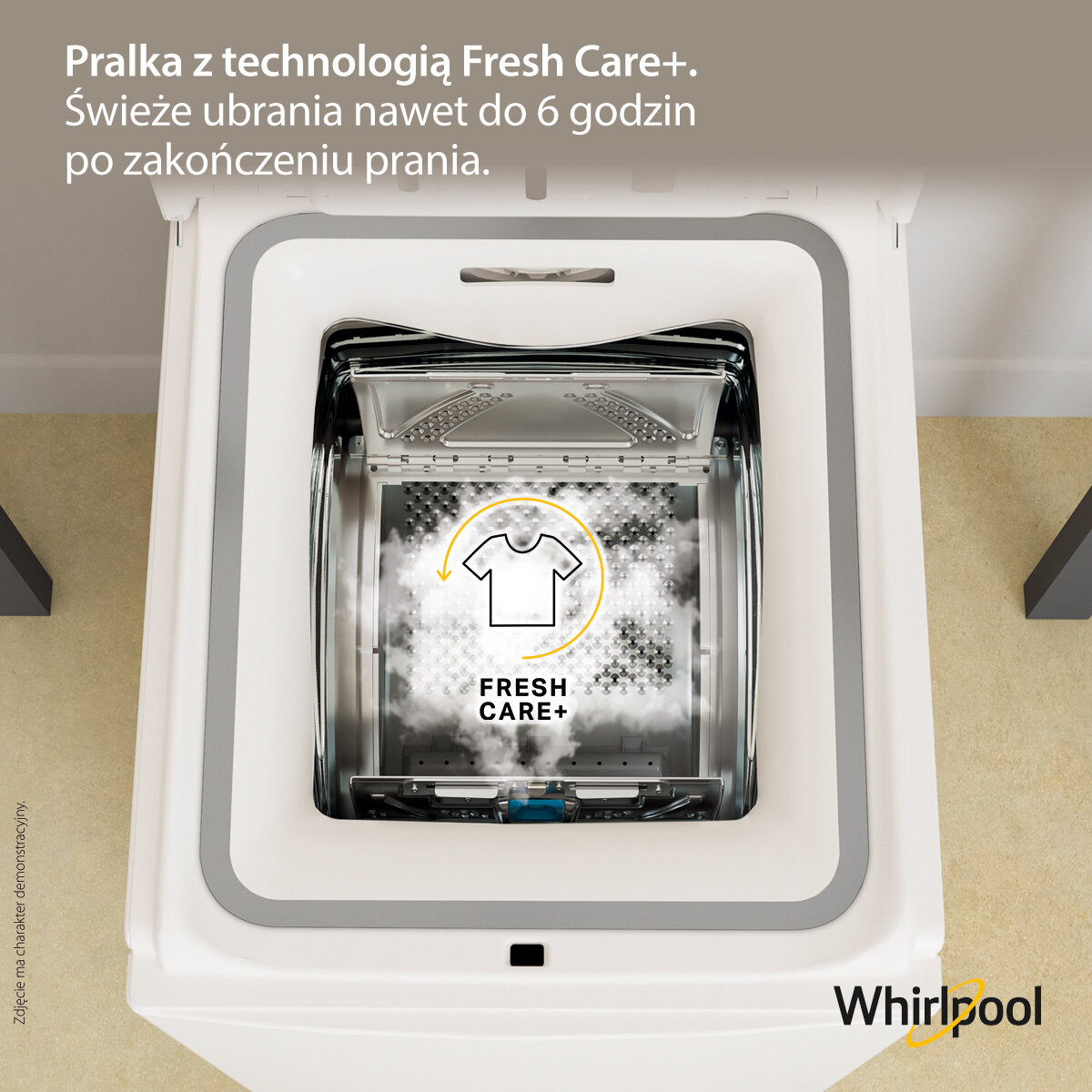Pralka Whirlpool, otwarta, z grafiką koszulki, parą i tekstem.