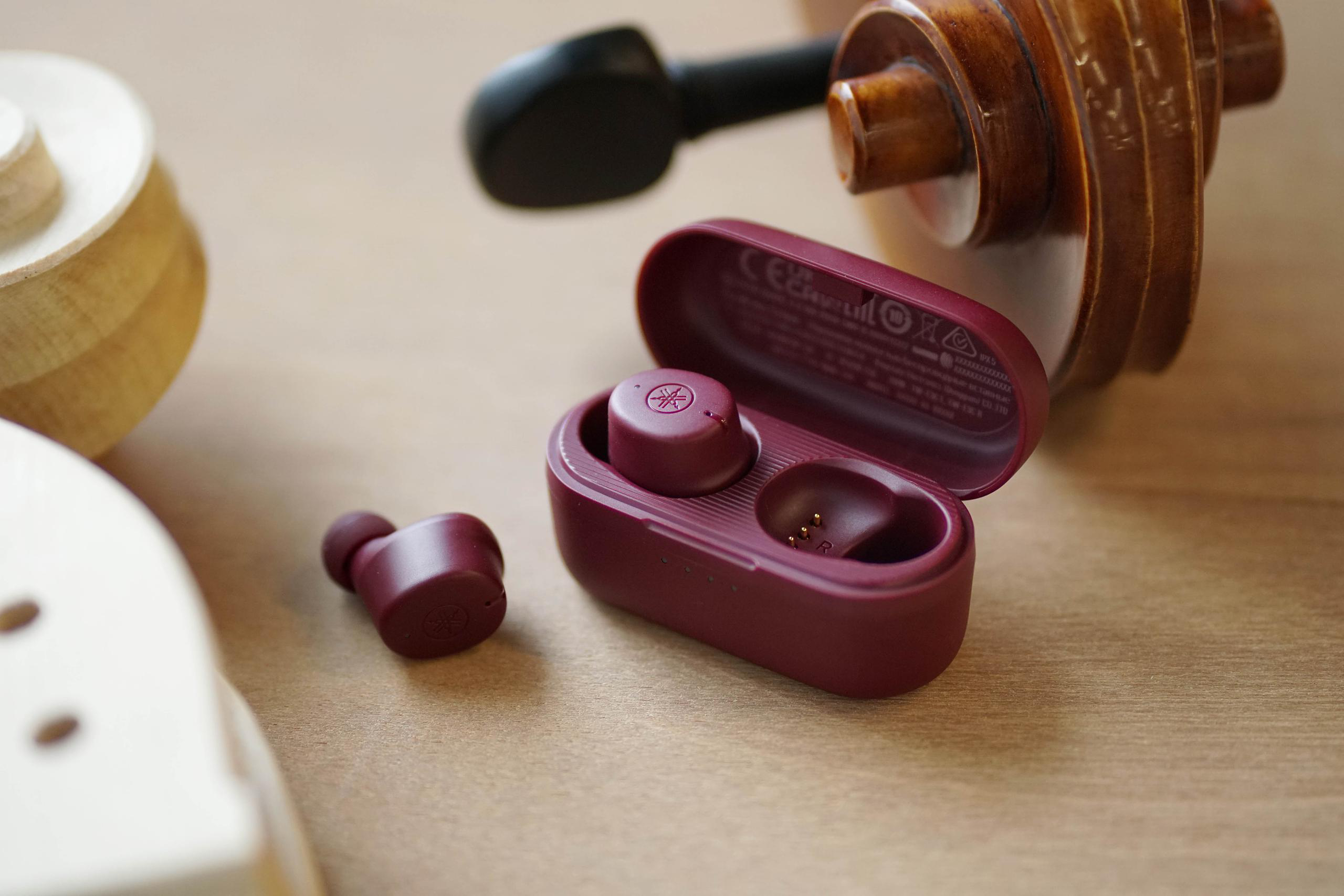 YAMAHA TW-E3C True Wireless, In-ear Kopfhörer Bluetooth Rot
